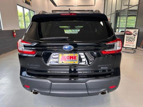 Crystal Black Silica 2023 Subaru Ascent Onyx Edition