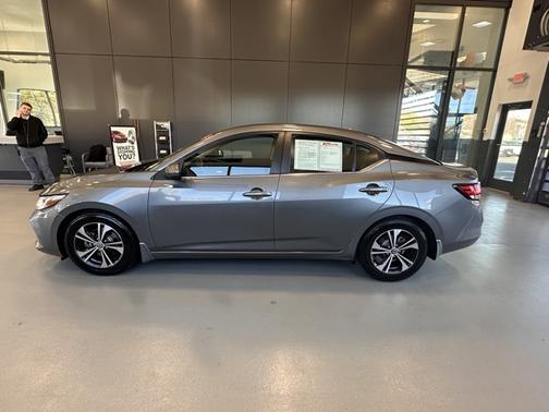 2022 Nissan Sentra SV