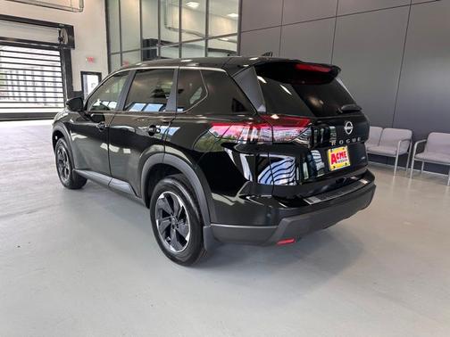 Super Black 2025 Nissan Rogue SV