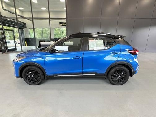 2024 Nissan Kicks SR