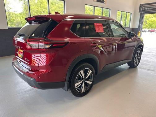 Scarlet Ember Tintcoat 2025 Nissan Rogue SL