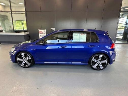 Blue 2016 Volkswagen Golf R 4-Door
