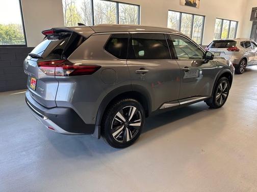 Gun Metallic 2023 Nissan Rogue Platinum