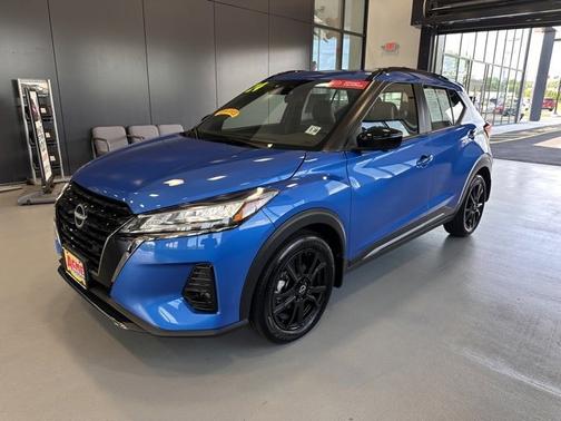 2024 Nissan Kicks SR