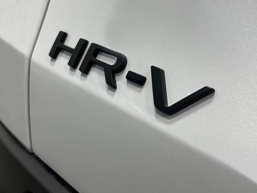 Platinum White Pearl 2027 Honda HR-V Sport AWD