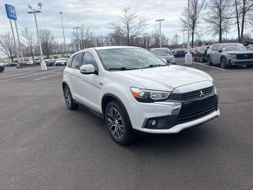 2017 Mitsubishi Outlander Sport 2.4 SE