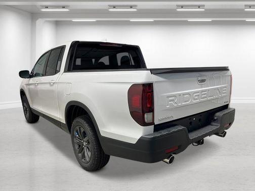 Platinum White Pearl 2026 Honda Ridgeline Sport