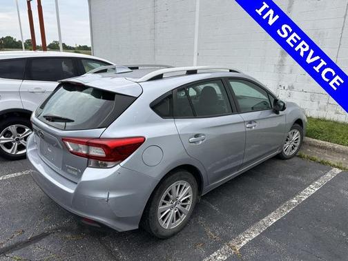 2017 Subaru Impreza 2.0i Premium