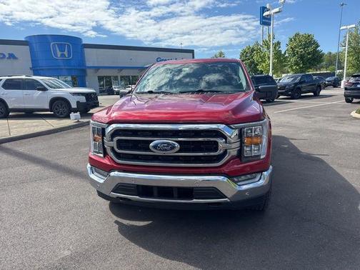 Rapid Red Metallic Tinted Clearcoat 2022 Ford F-150 XLT