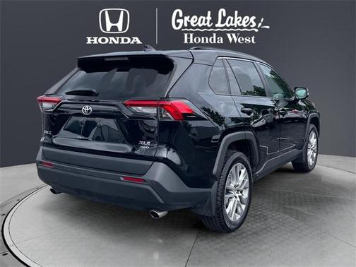 2019 Toyota RAV4 XLE Premium