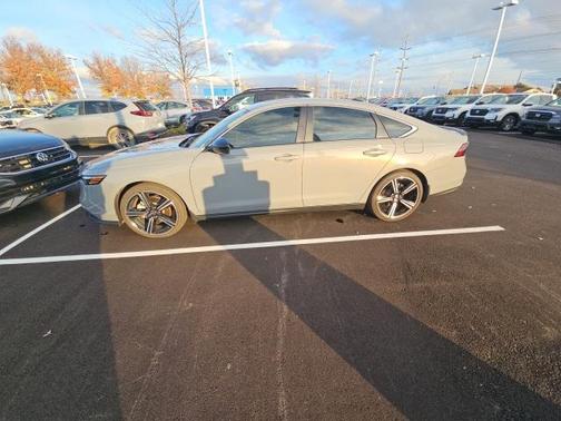 2024 Honda Accord Hybrid Base