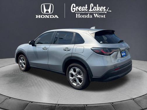 Lunar Silver Metallic 2024 Honda HR-V LX