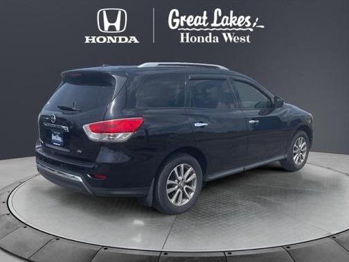 2015 Nissan Pathfinder SV