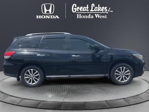 2015 Nissan Pathfinder SV