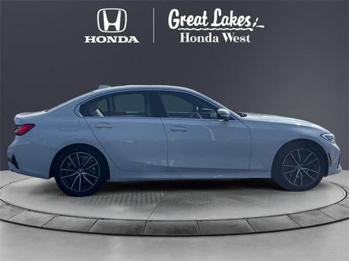 2021 BMW 330 xDrive