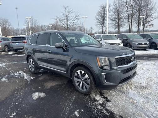 2022 Kia Telluride S