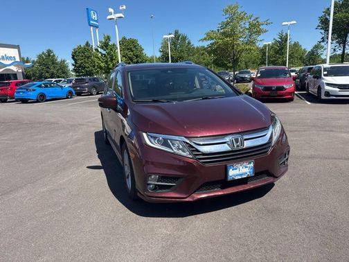 Deep Scarlet Pearl 2018 Honda Odyssey EX-L