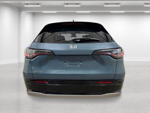 Black Forest Metallic 2027 Honda HR-V EX-L