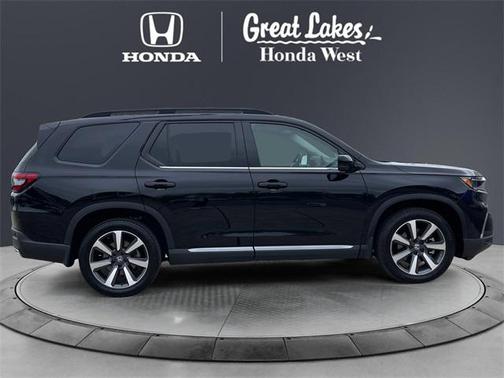 2025 Honda Pilot Touring 8-Passenger