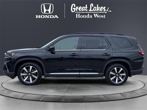 2025 Honda Pilot Touring 8-Passenger