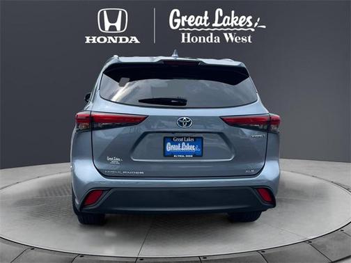 2023 Toyota Highlander Hybrid XLE