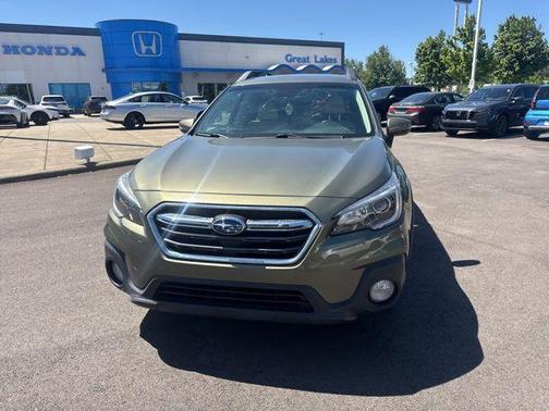 Wilderness Green Metallic 2019 Subaru Outback 2.5i Limited