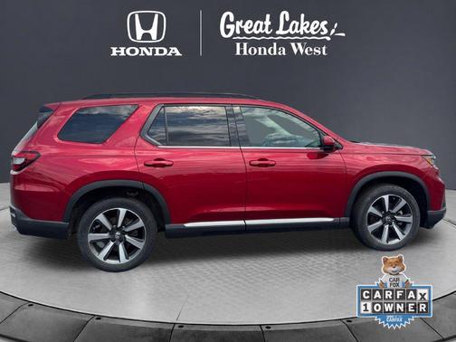 Radiant Red Metallic II 2025 Honda Pilot Touring 8-Passenger
