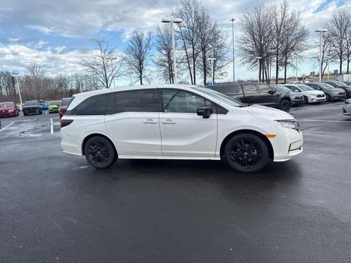 2024 Honda Odyssey Sport