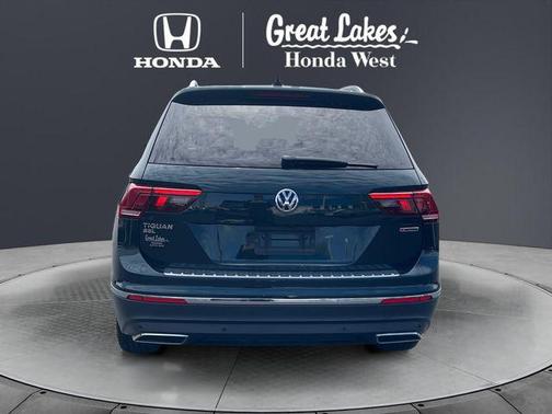 Moss Green 2019 Volkswagen Tiguan 2.0T SEL