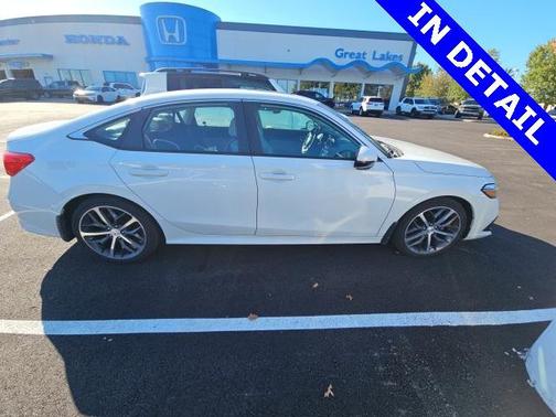 2022 Honda Civic Touring
