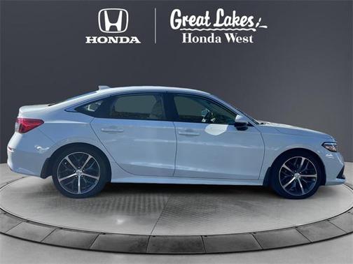 2022 Honda Civic Touring