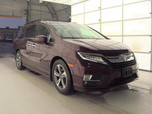 Deep Scarlet Pearl 2020 Honda Odyssey Touring