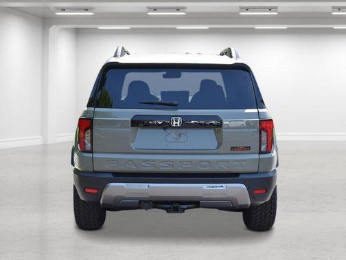 Ash Green Metallic 2026 Honda Passport