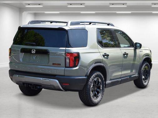 Ash Green Metallic 2026 Honda Passport