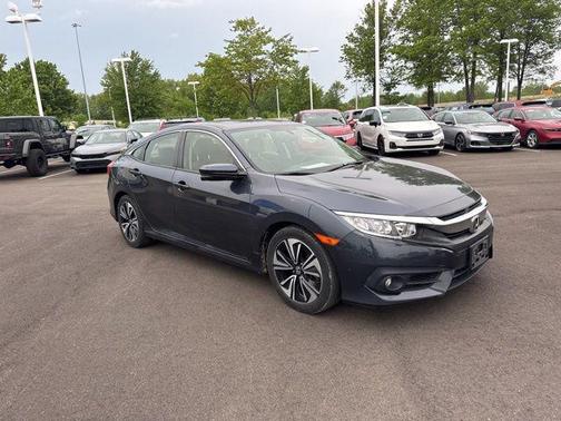 Modern Steel Metallic 2018 Honda Civic EX-L