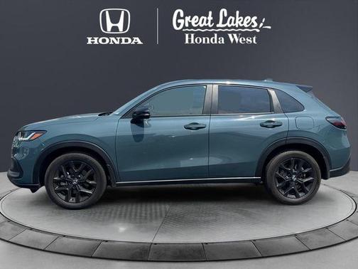 Nordic Forest Pearl 2025 Honda HR-V AWD Sport