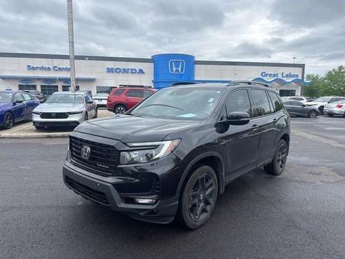 Crystal Black Pearl 2024 Honda Passport AWD Black