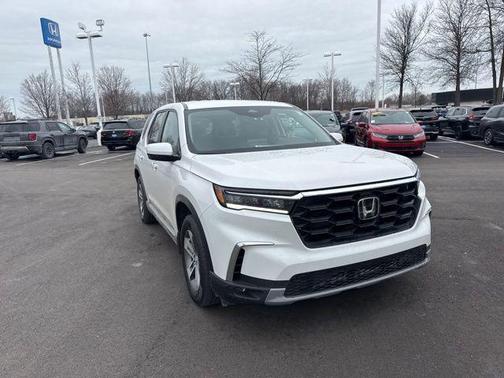 2023 Honda Pilot AWD EX-L 8 Passenger