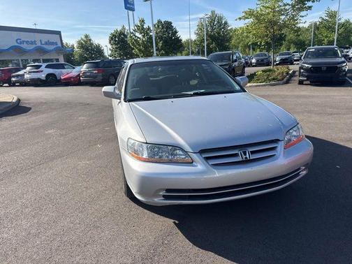 Satin Silver Metallic 2002 Honda Accord SE