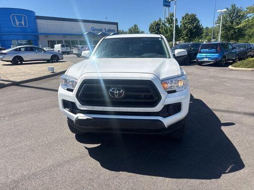 Ice Cap 2023 Toyota Tacoma SR