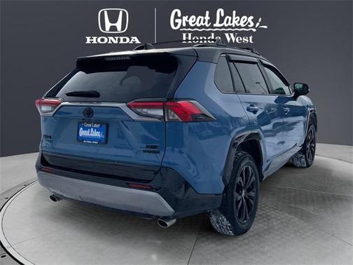 2023 Toyota RAV4 Hybrid SE