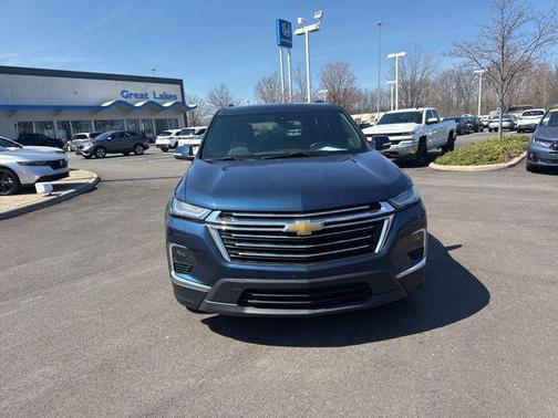 Northsky Blue Metallic 2023 Chevrolet Traverse LT Cloth