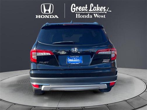 2019 Honda Pilot Touring 8-Passenger