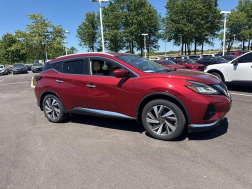 Cayenne Red Pearl 2019 Nissan Murano SL
