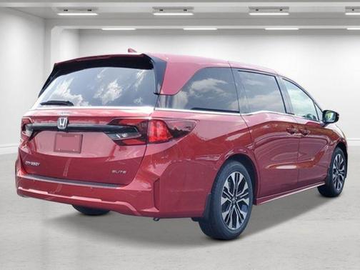 Radiant Red Metallic II 2026 Honda Odyssey Elite
