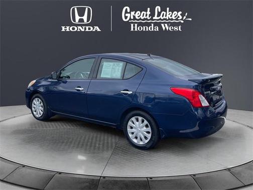 2014 Nissan Versa 1.6 SV