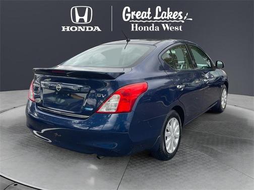 2014 Nissan Versa 1.6 SV