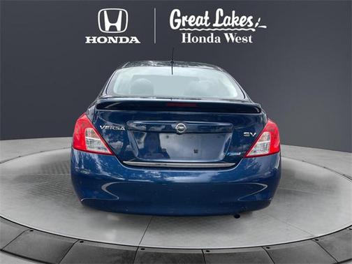 2014 Nissan Versa 1.6 SV
