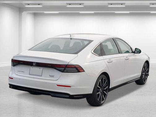 Platinum White Pearl 2026 Honda Accord Hybrid Touring