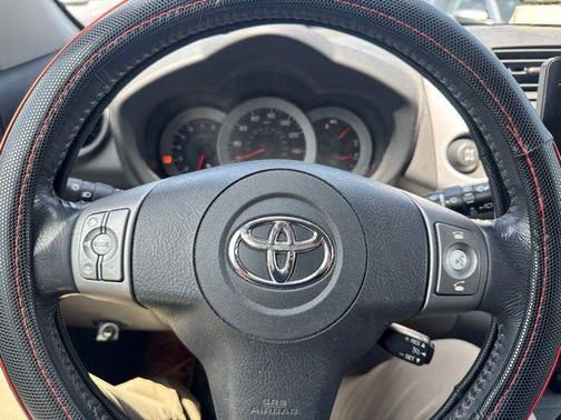 Classic Silver Metallic 2008 Toyota RAV4 Base